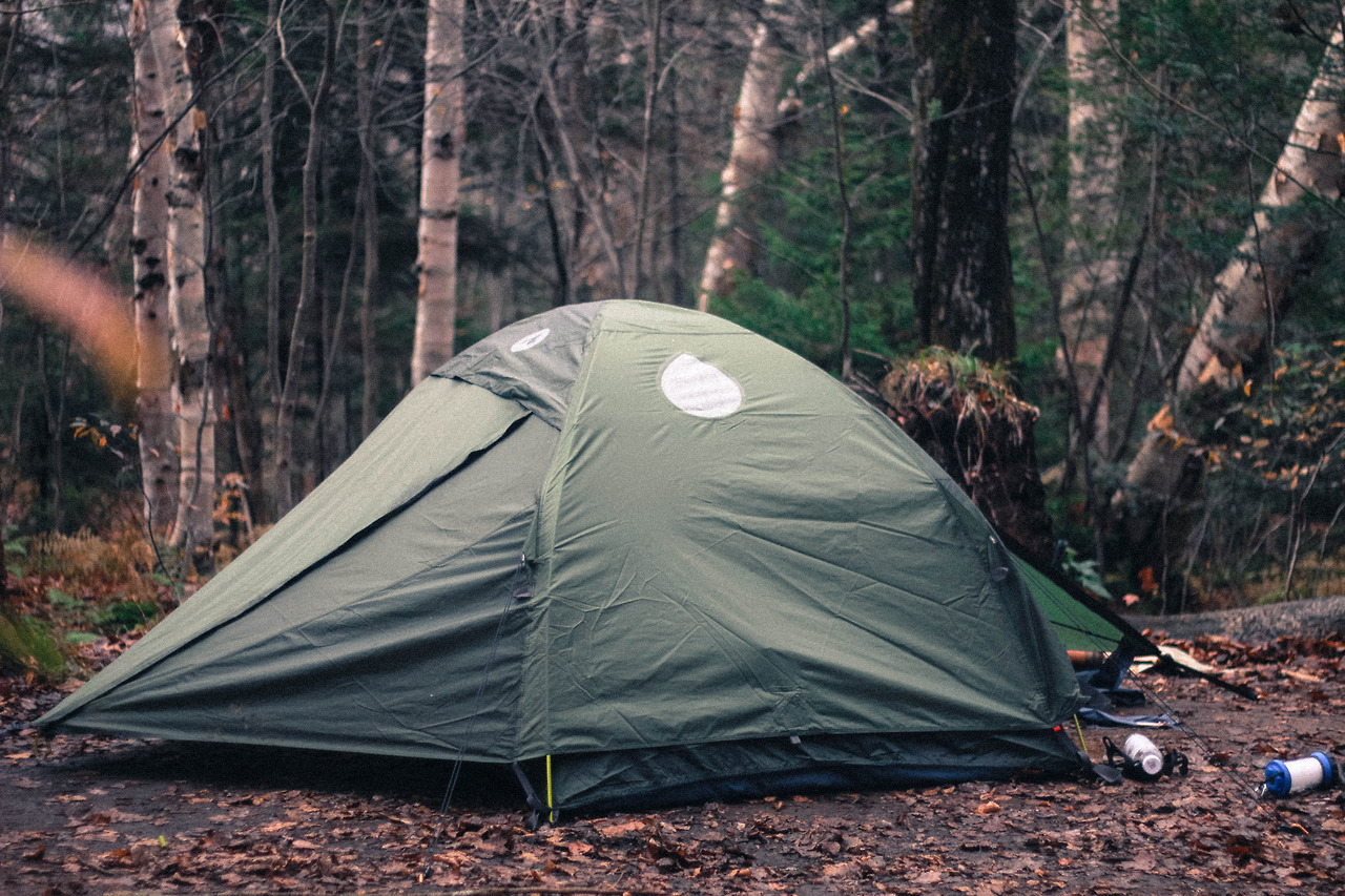 La guía definitiva para acampar bajo la lluvia.